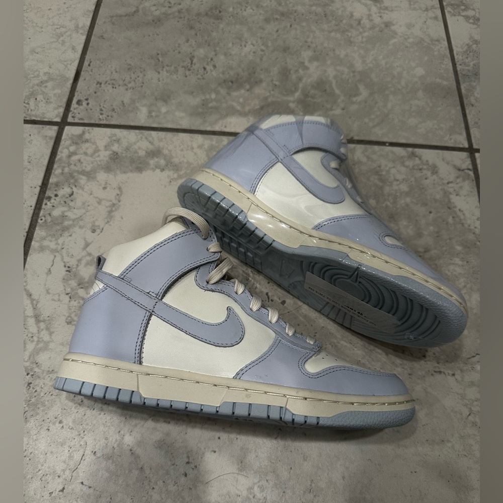 Nike High Top sneaker